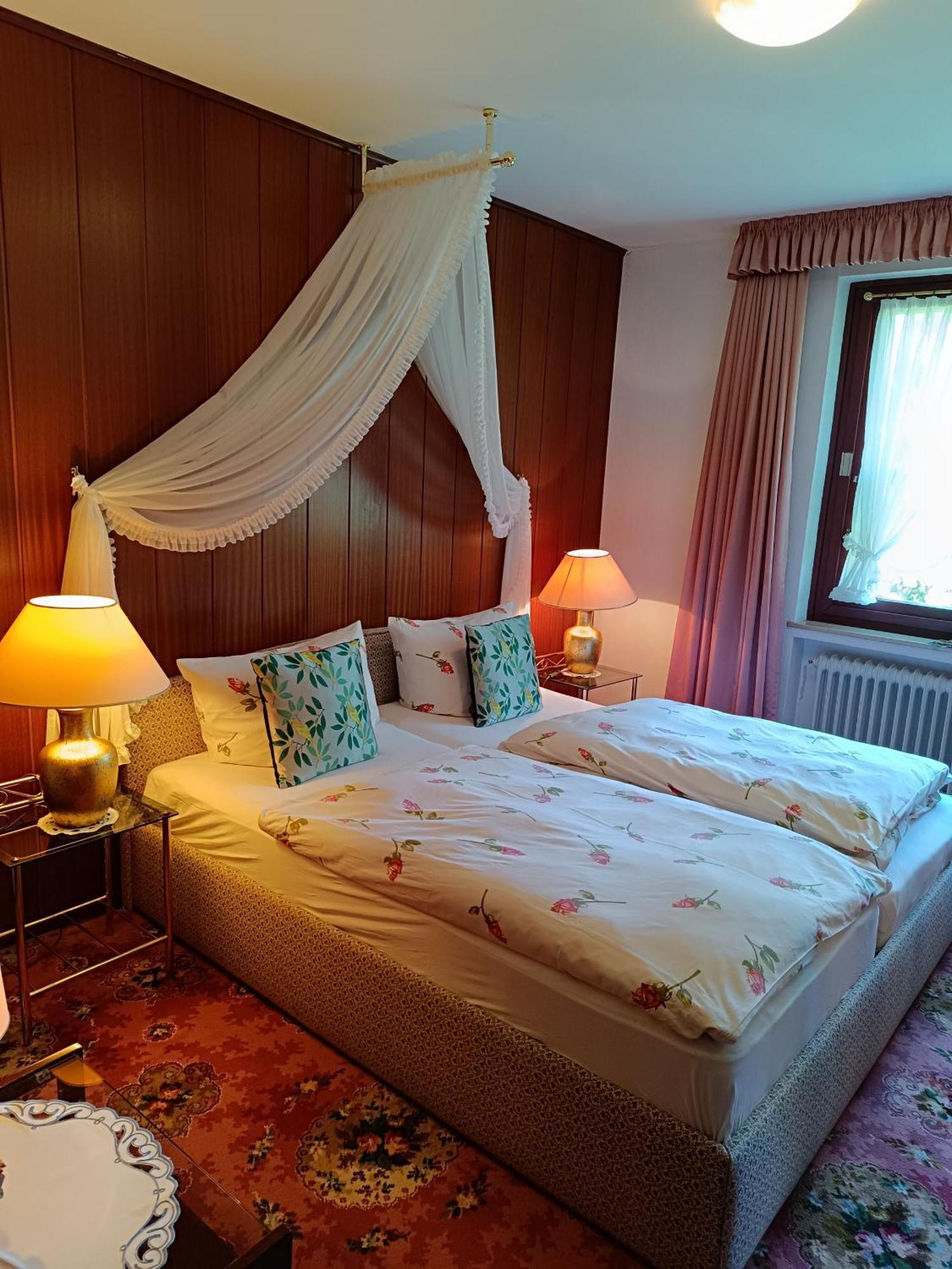 באד סקסה Wellness Und Romantik Hotel Helmboldt מראה חיצוני תמונה
